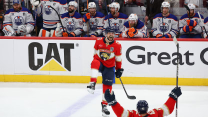 Reinhart earns hat trick on empty netter